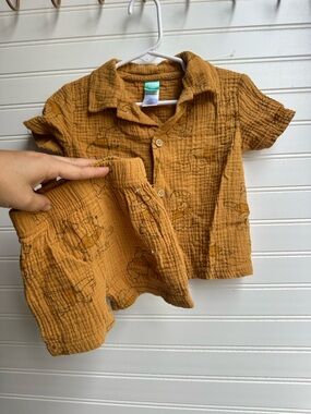 Kids Short Sleeve Button-Front Shirt & Shorts disney  - pooh set